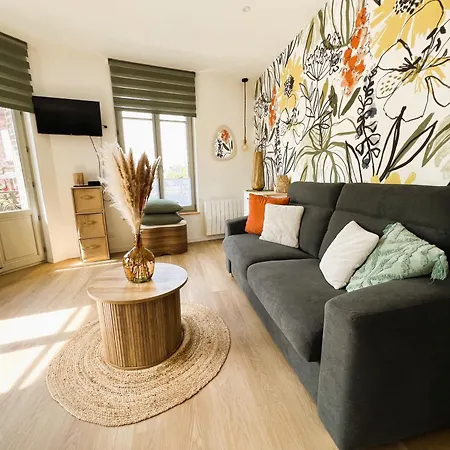Lucien , Moderne , Plage, Parking Gratuit *